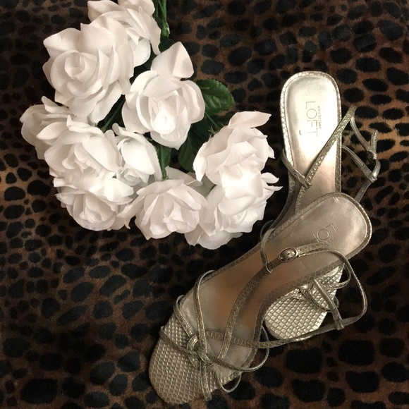Ann Taylor Sandals - Picture 1 of 8